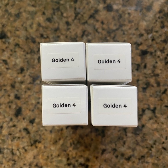 Bobbi Brown Golden 4 Tint TRAVEL Size .24 oz In box, 12 available for bundling - Picture 8 of 9